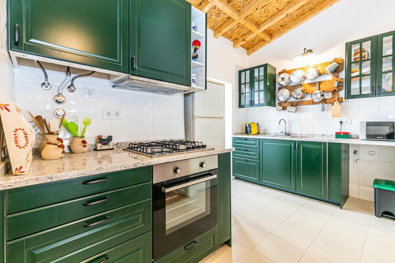 Moderno Apartamento Em Bairro Tipico Lisboeta Lisbon Exterior photo